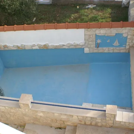 With A Swimming Pool Splitska, Brac - 2889 Apartment